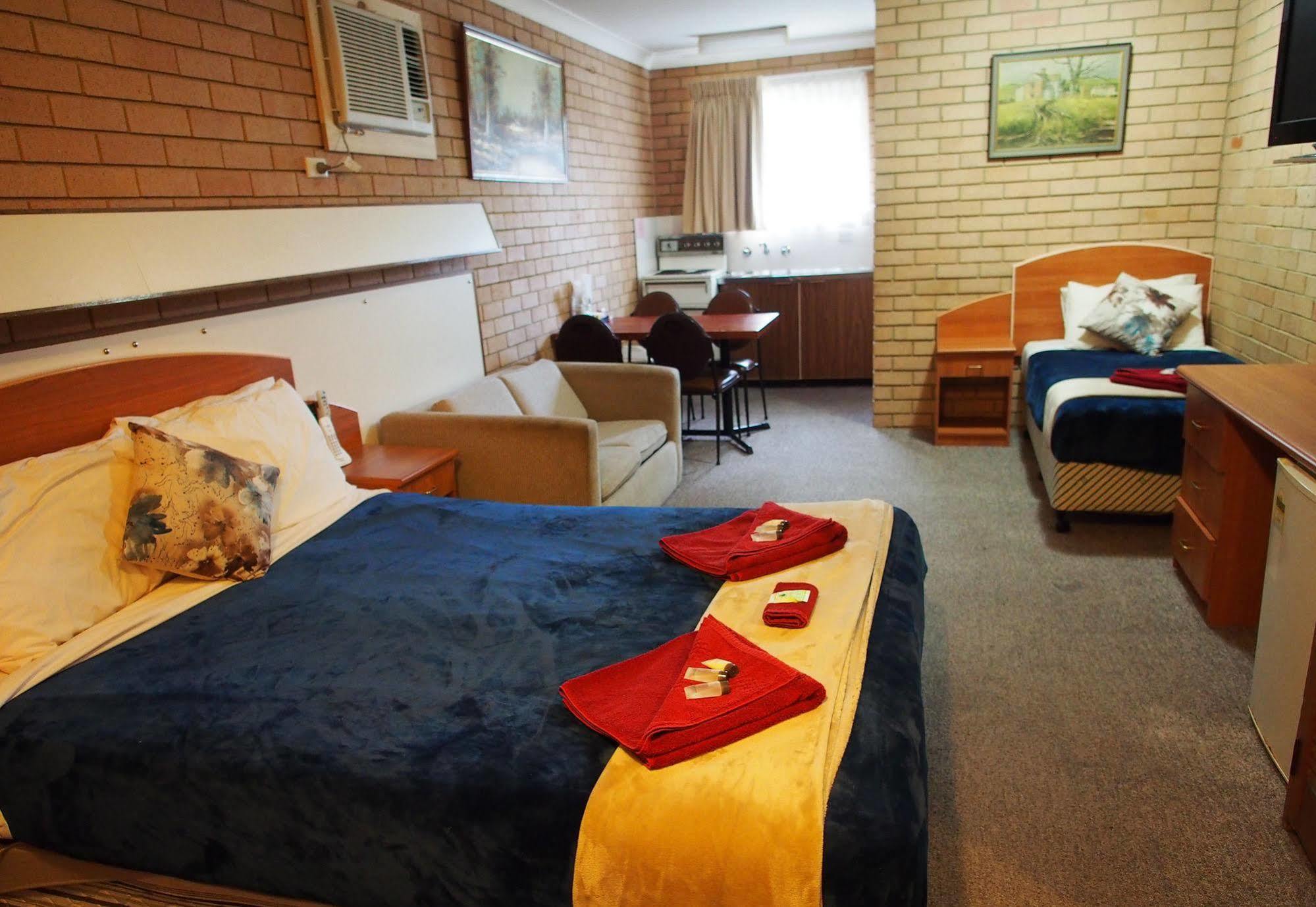 Windmill Motel Вуллонгонг Экстерьер фото