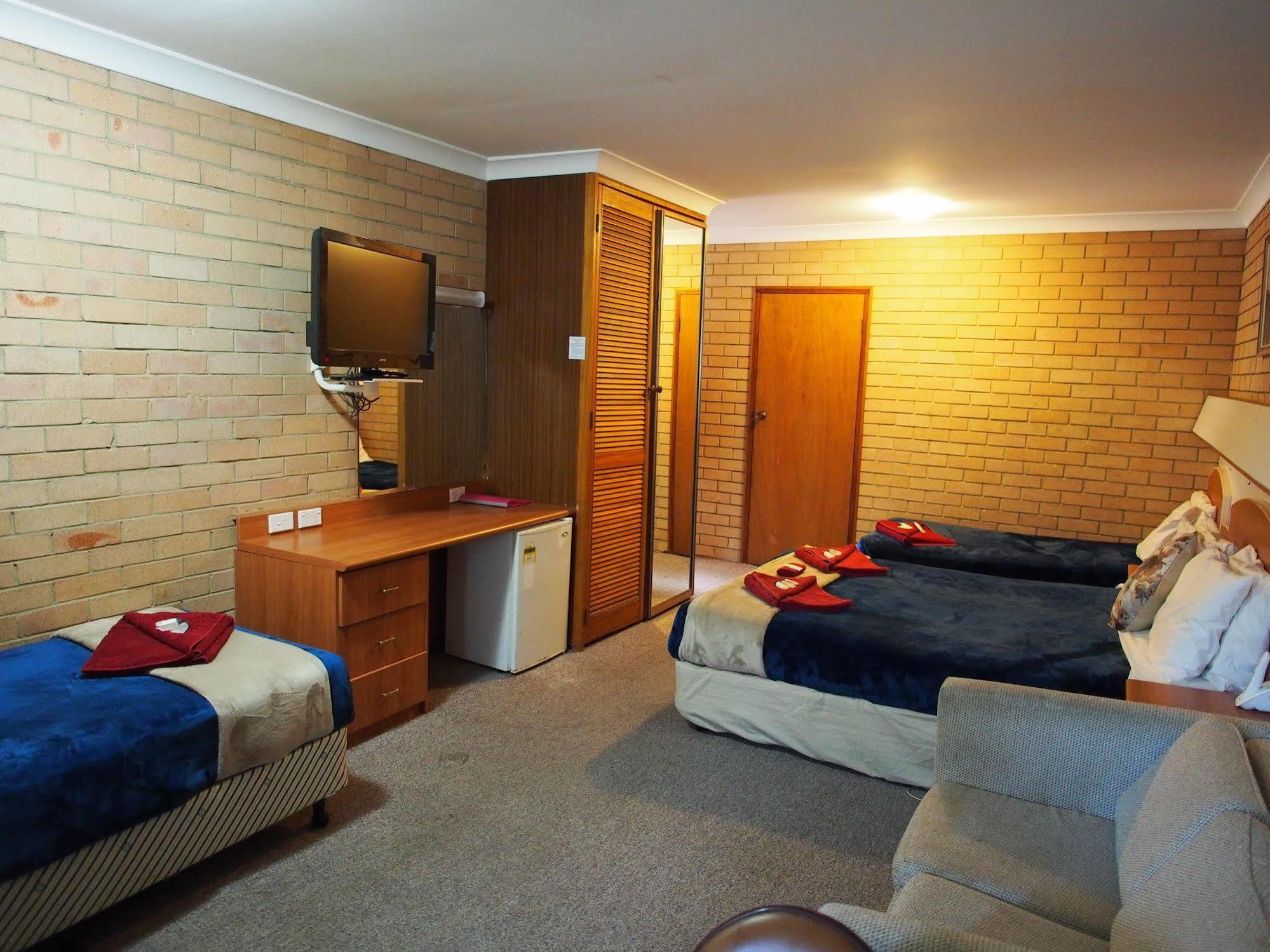 Windmill Motel Вуллонгонг Экстерьер фото