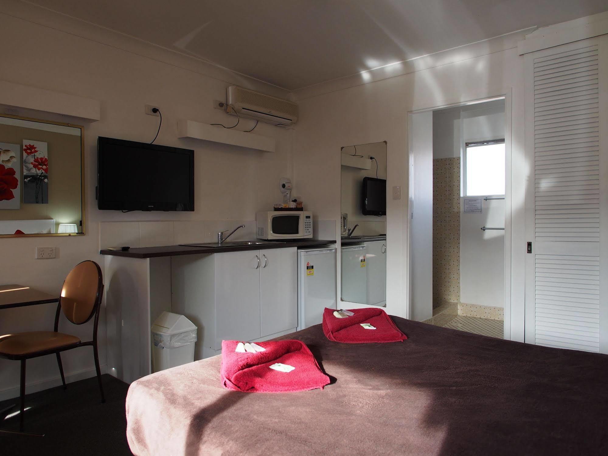 Windmill Motel Вуллонгонг Экстерьер фото