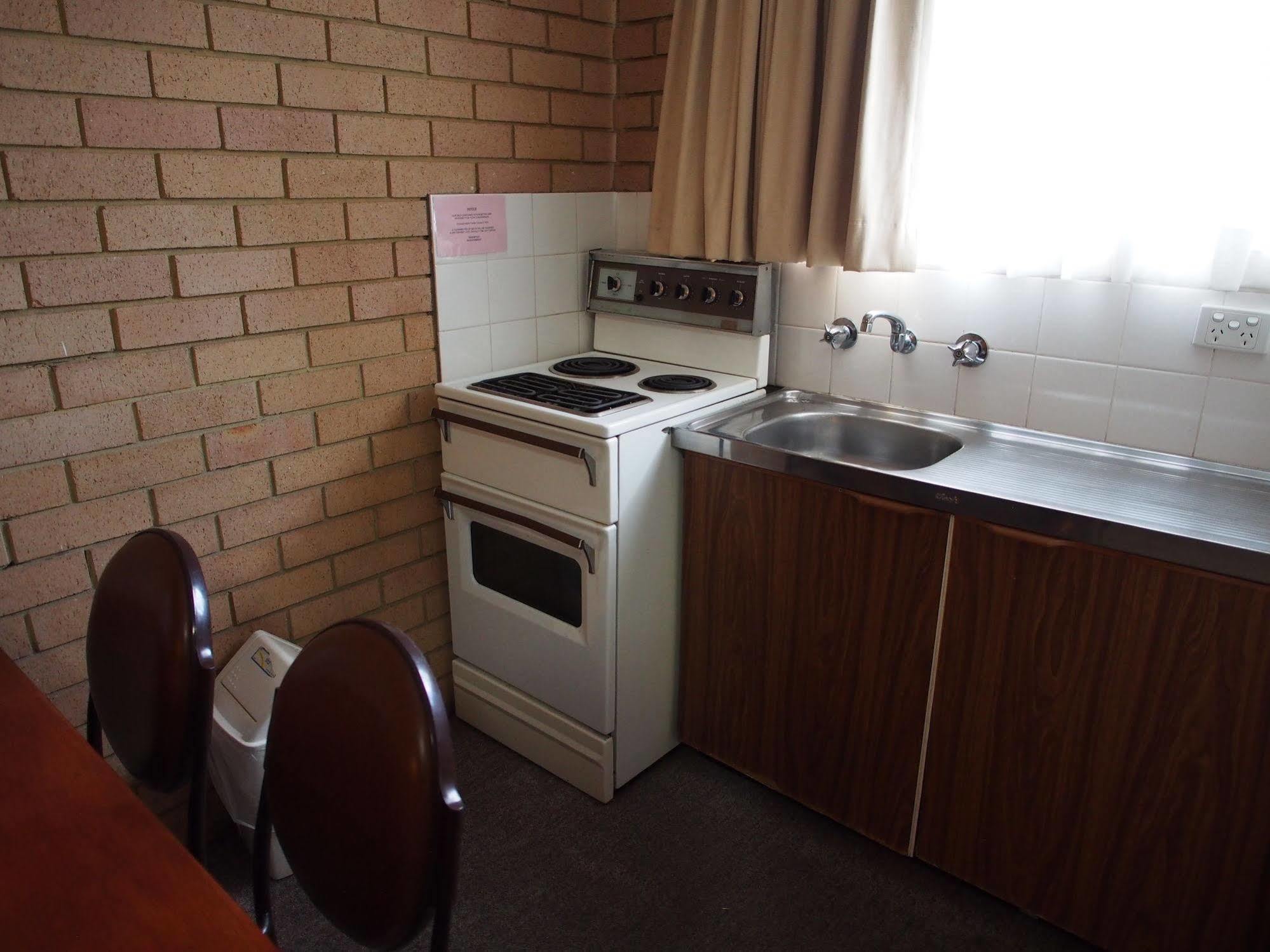 Windmill Motel Вуллонгонг Экстерьер фото